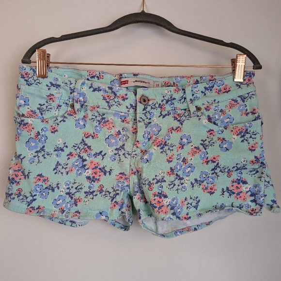 Levi's Denim Floral Shorty Shorts - Picture 1 of 3
